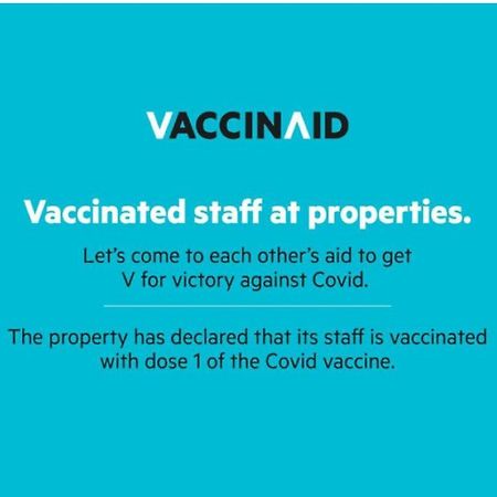 Vaccinated Staff - Oyo 1703 Terang Bintang Hotel Batam Exterior foto