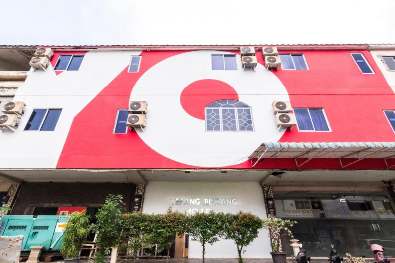 Vaccinated Staff - Oyo 1703 Terang Bintang Hotel Batam Exterior foto